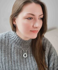 Alternative view of Anniina-korvakorut